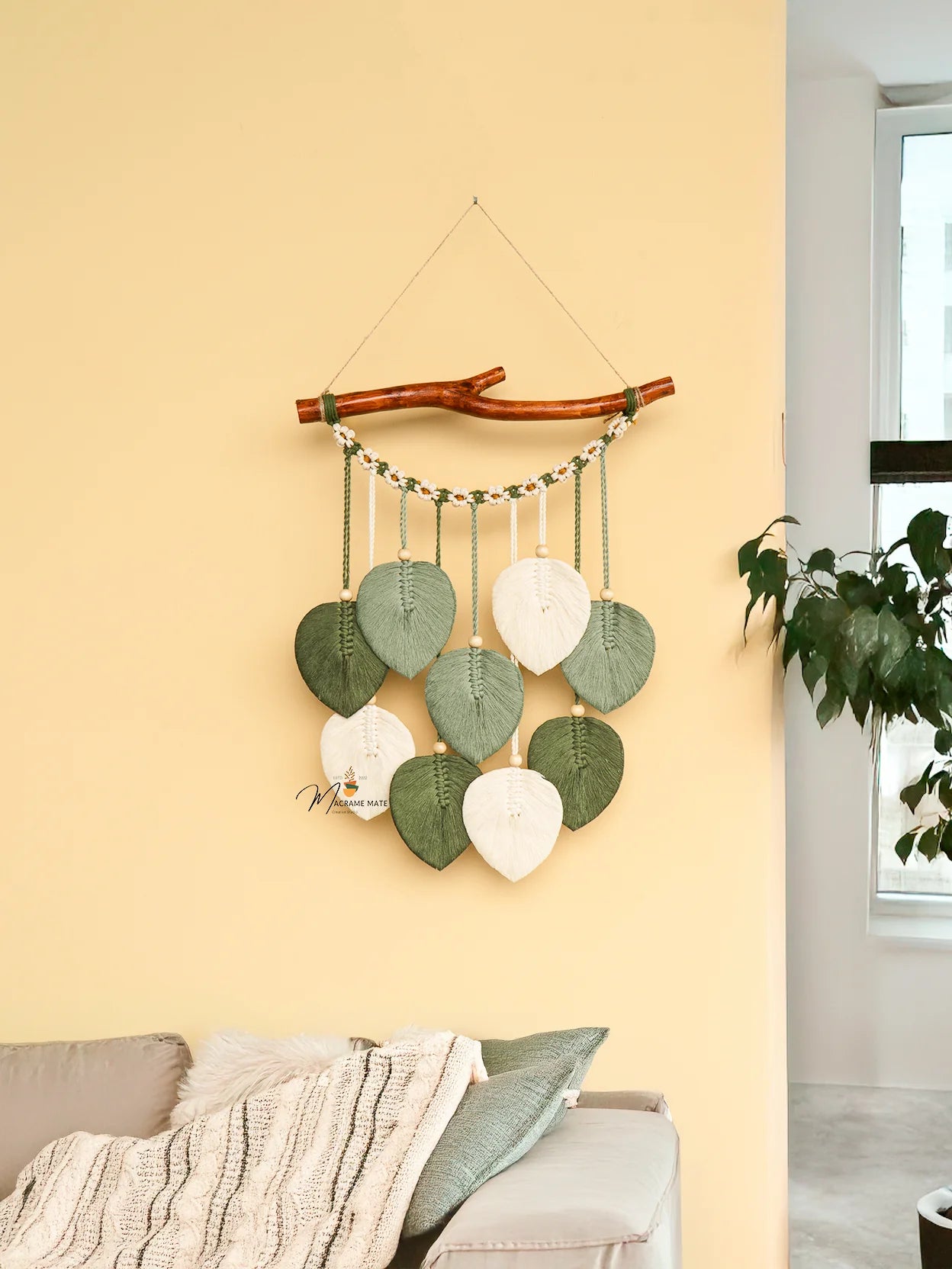 Coda Green Macrame Leaves with Flower Tassel