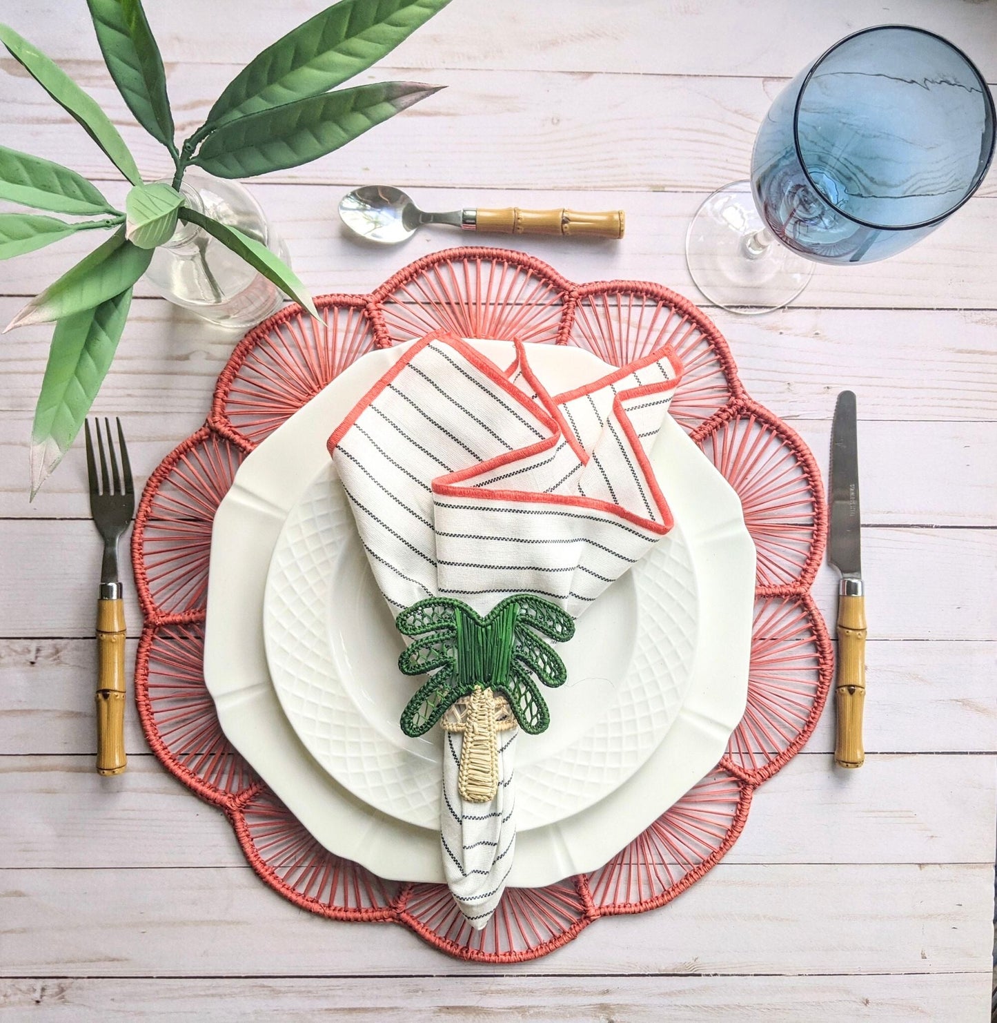 Petal Perfection Handwoven Iraca Placemat