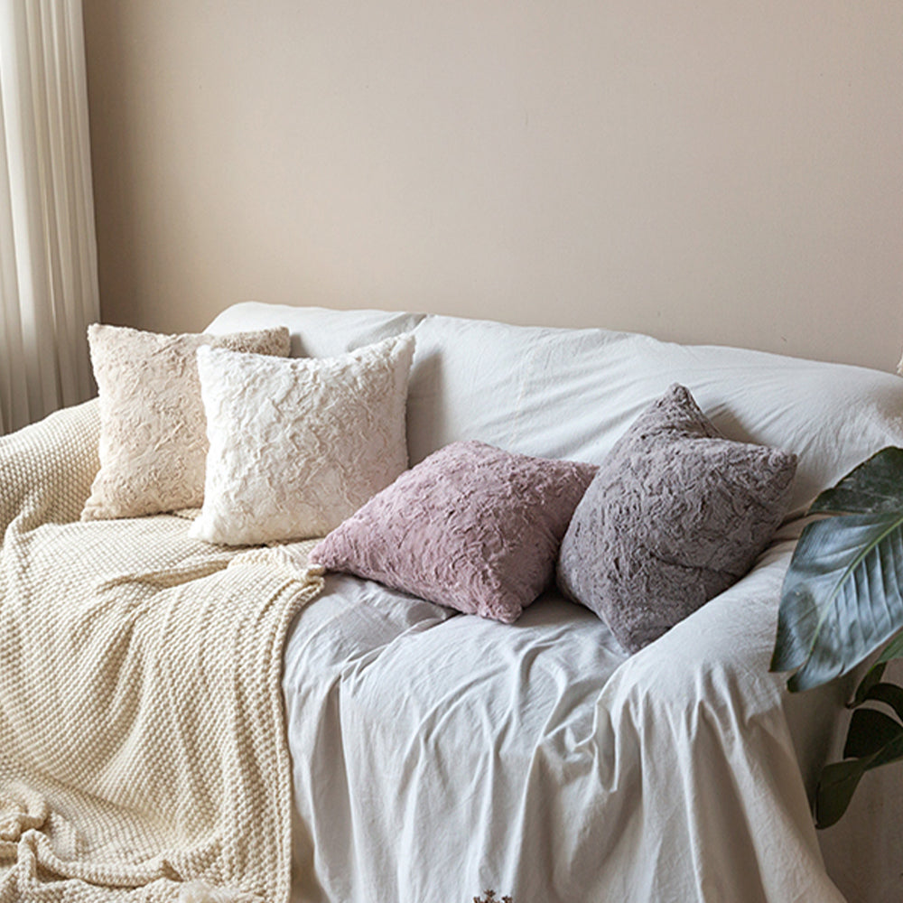 Set of 4 well mixed miss and match reversible sides furry throw pillowcase and insert 18"x18" square