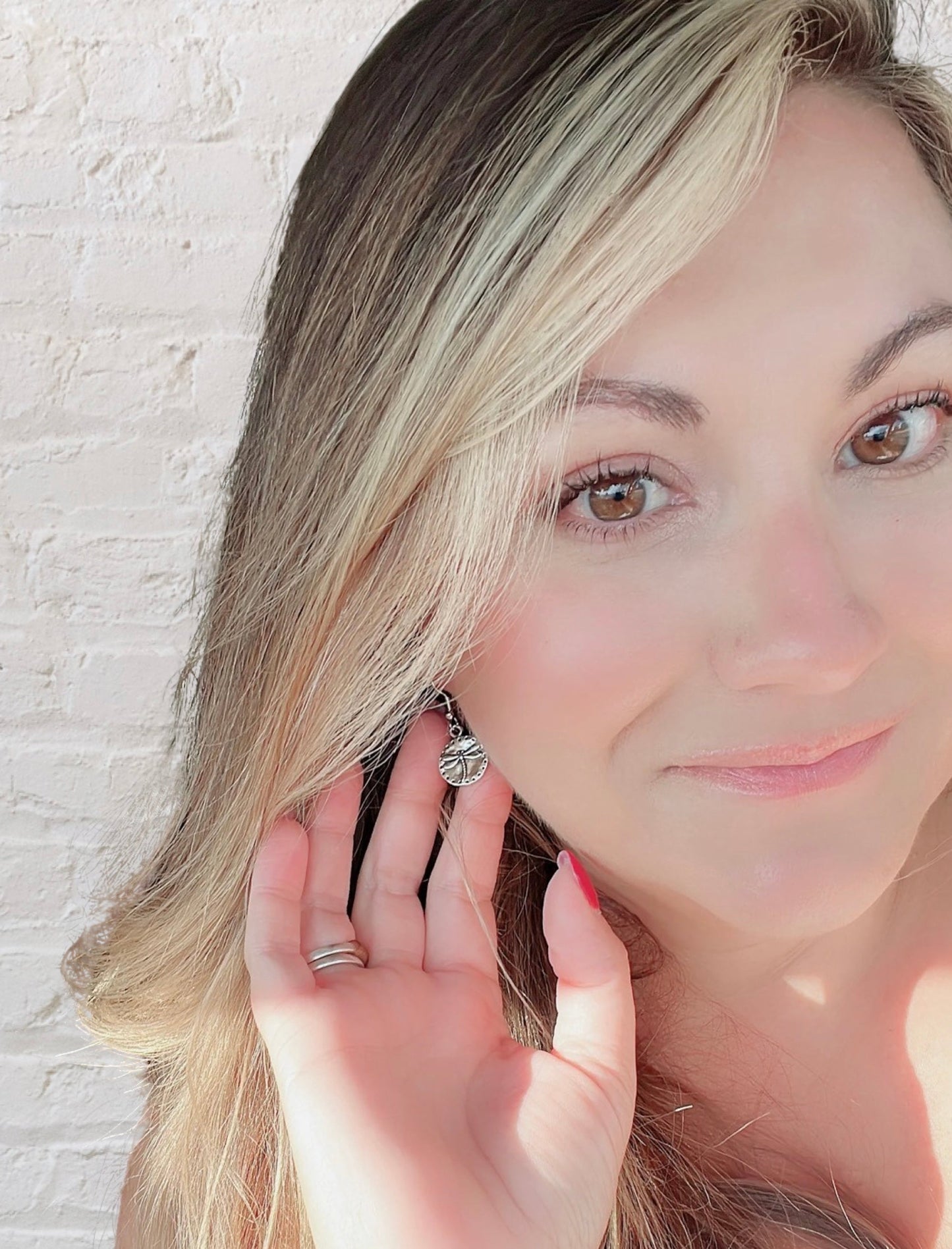 Beautiful Silver Dragonfly Pendant Earrings
