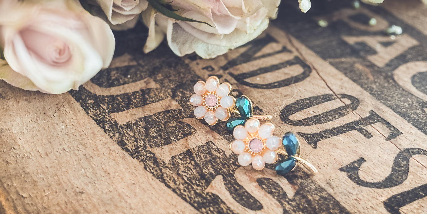 Beautiful Dainty Flower Studs