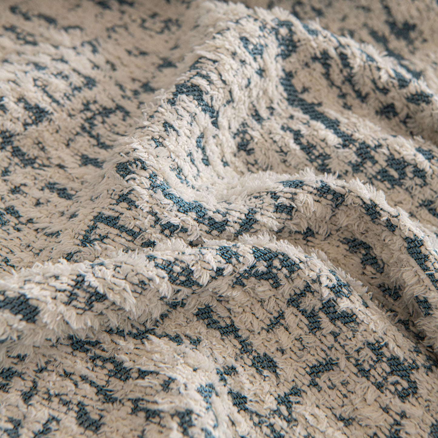 Textured Woven Furniture Protector for Couch, Rustic Farmhouse Sofa Throw Blanket