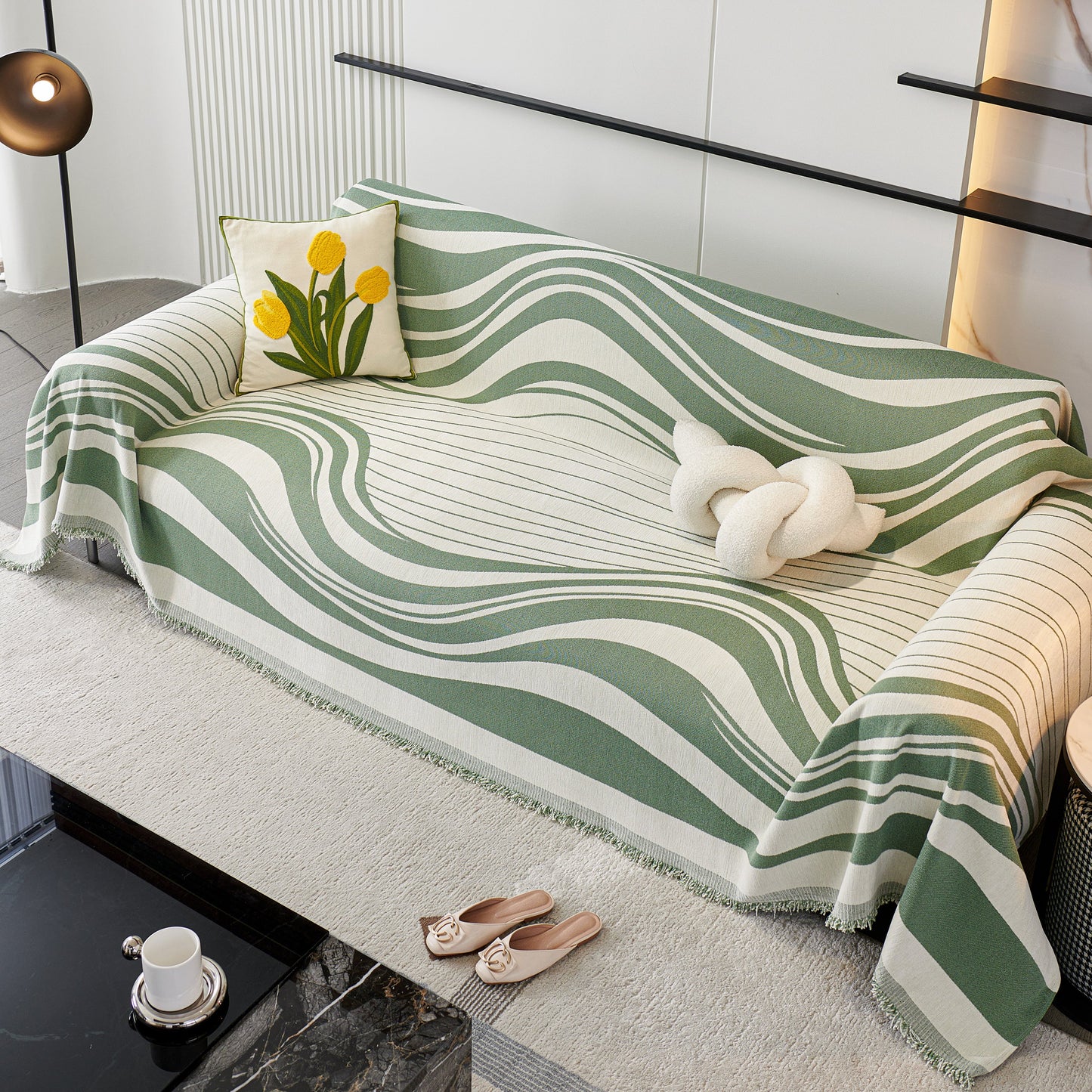 Soft Cozy Curved Throw Blankets for Couch, Sofa, Bed, Travel, Decorative Blankets for Women, Men, Kids Gift