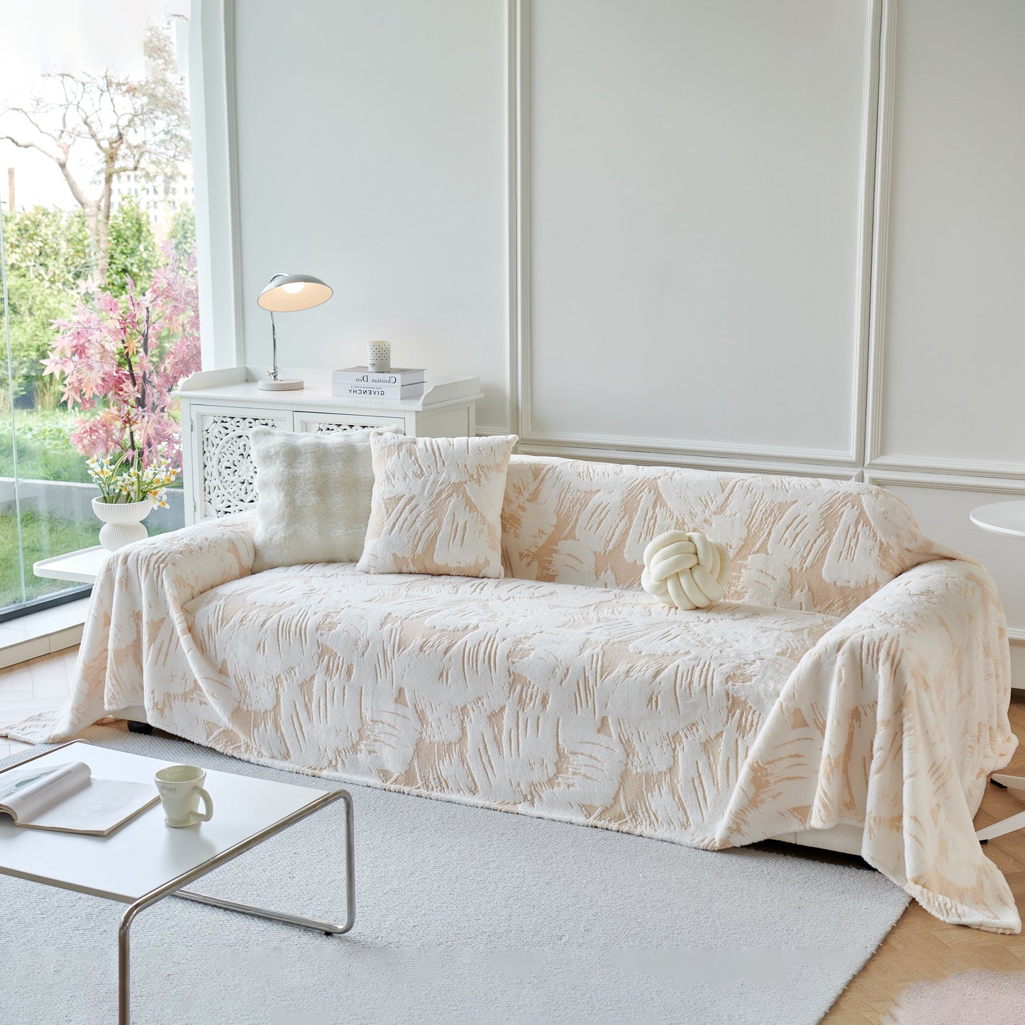 Plush Faux Fur Warm Sofa Cover with Waves Jacquard Textured Throw Blankets for Couch