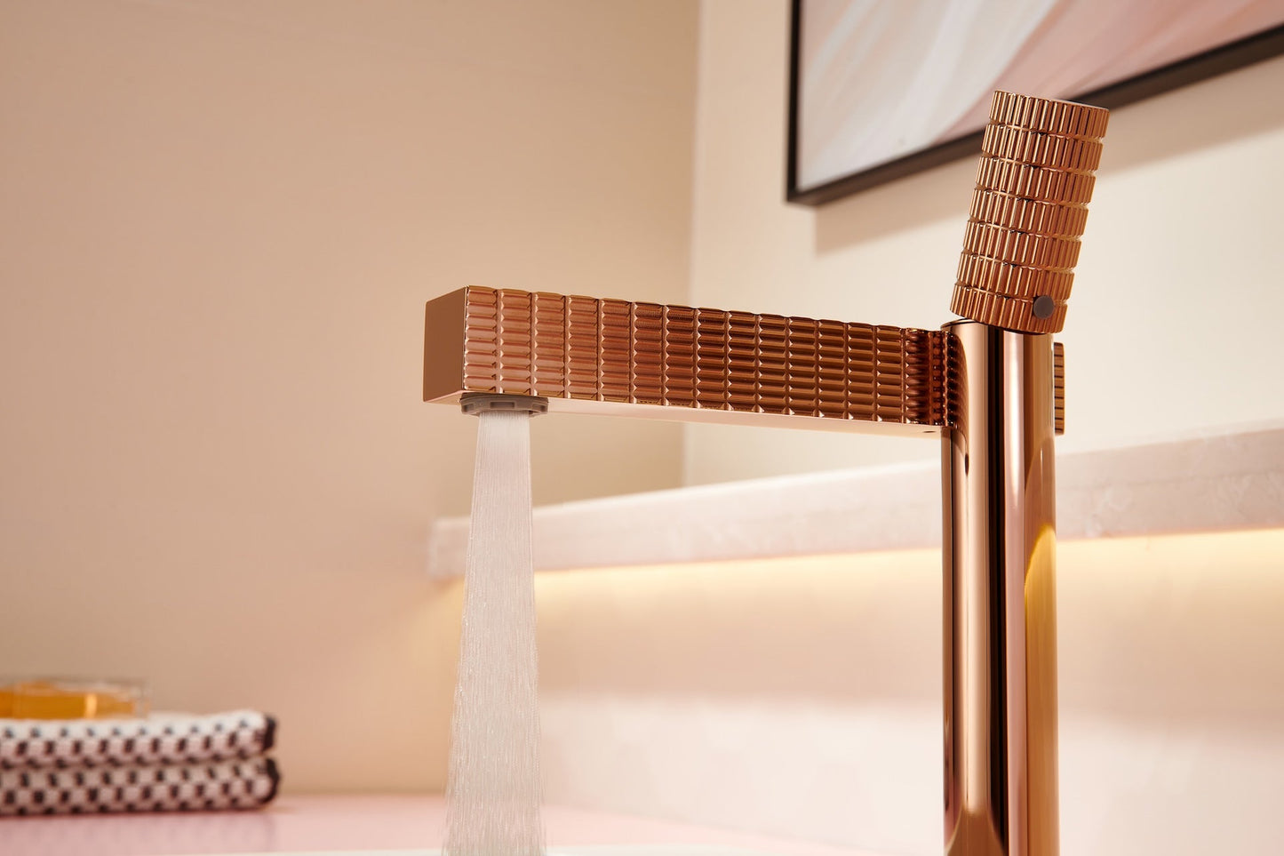Brushed gold or Brushed Nickel or Matte Black Or Rose Gold single handle brass bathroom faucet with pop up drain