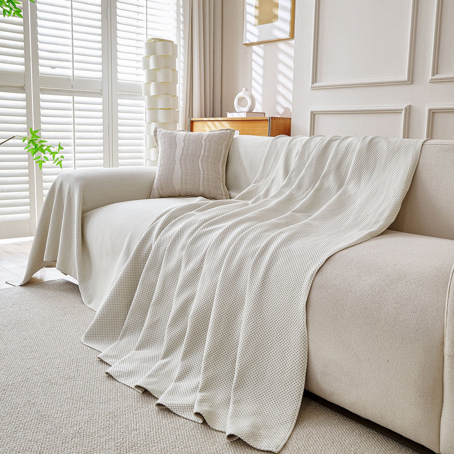 Cooling Ice Silk Knit Couch Cover, Breathable Pet Friendly Soft Throw Cover for Sofas