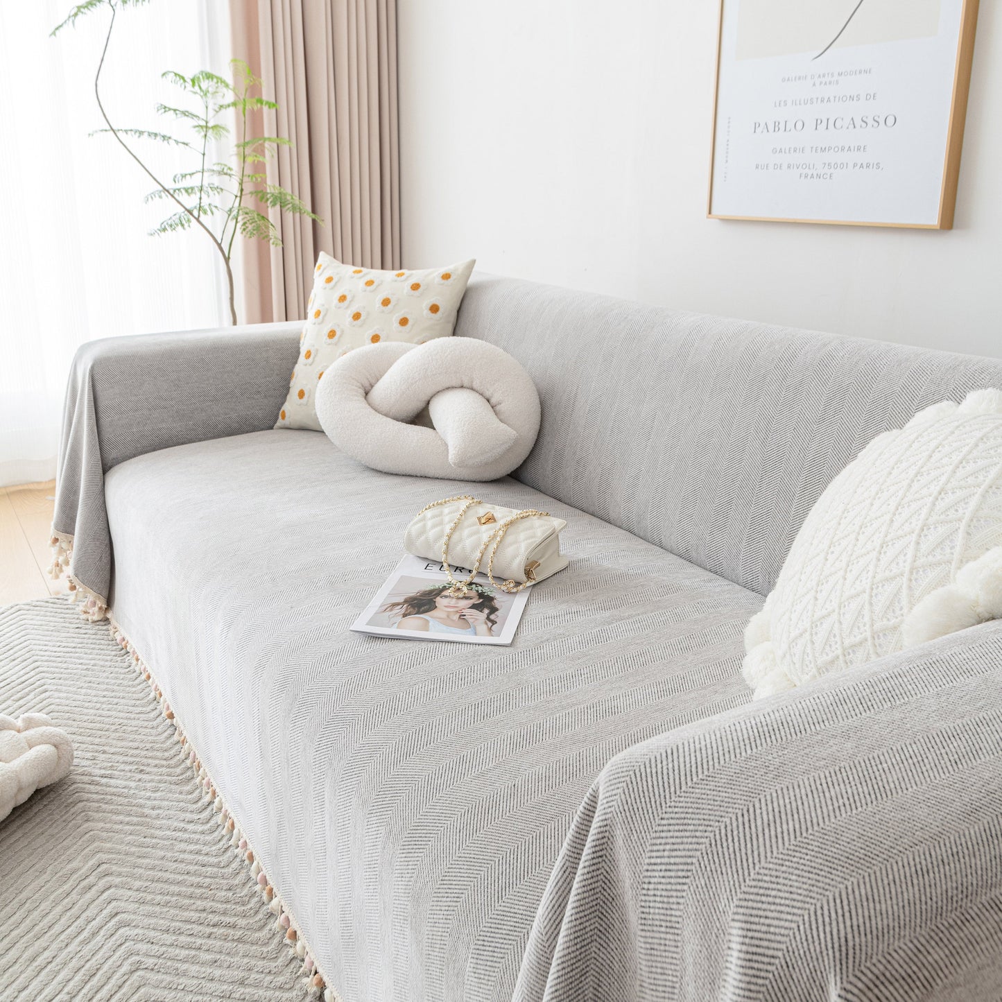Boho Herringbone Sofa Throw Blanket with Pom Pom Tassels Stylish Furniture Slipcover