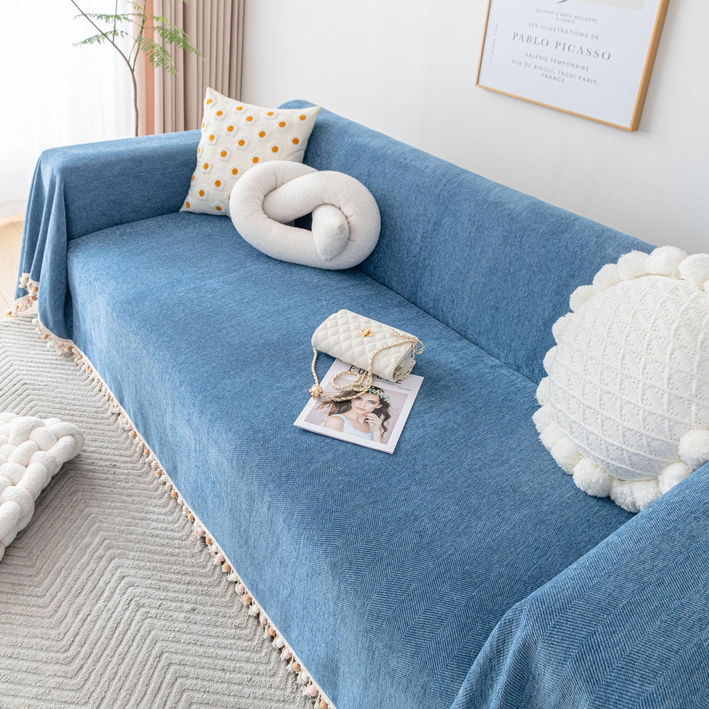 Boho Herringbone Sofa Throw Blanket with Pom Pom Tassels Stylish Furniture Slipcover
