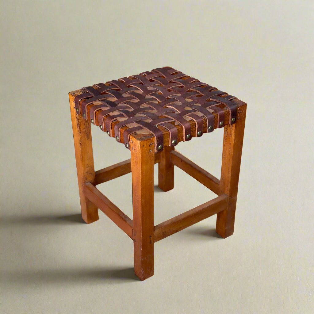 Escabel | Leather Woven Stool