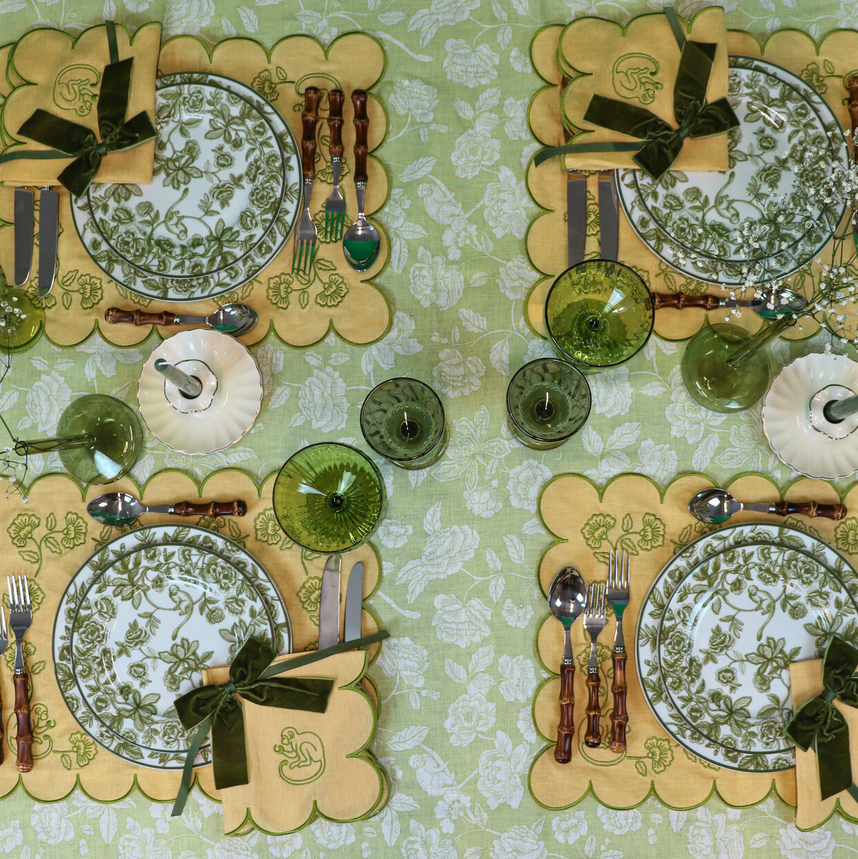 Eden Flora Parlour Tablecloth