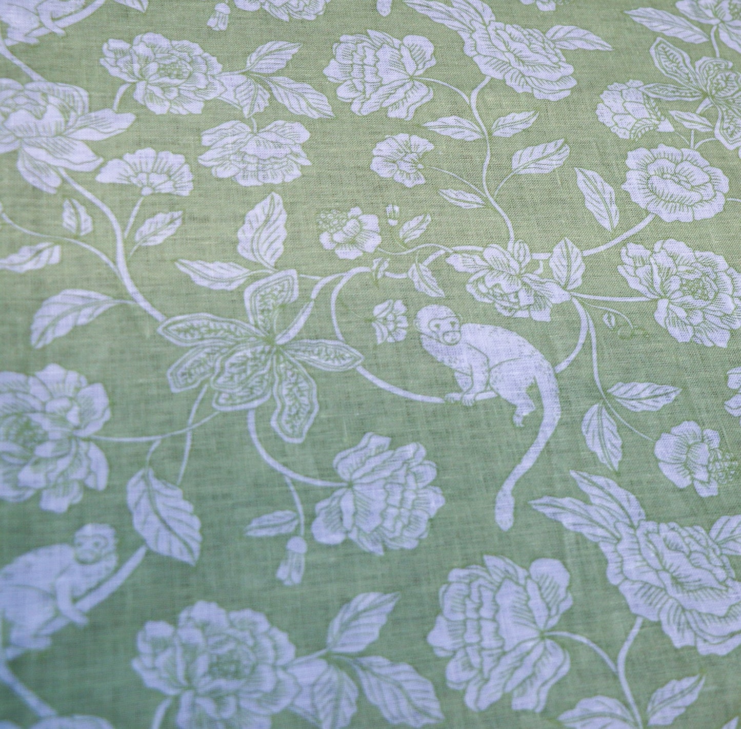 Eden Flora Parlour Tablecloth