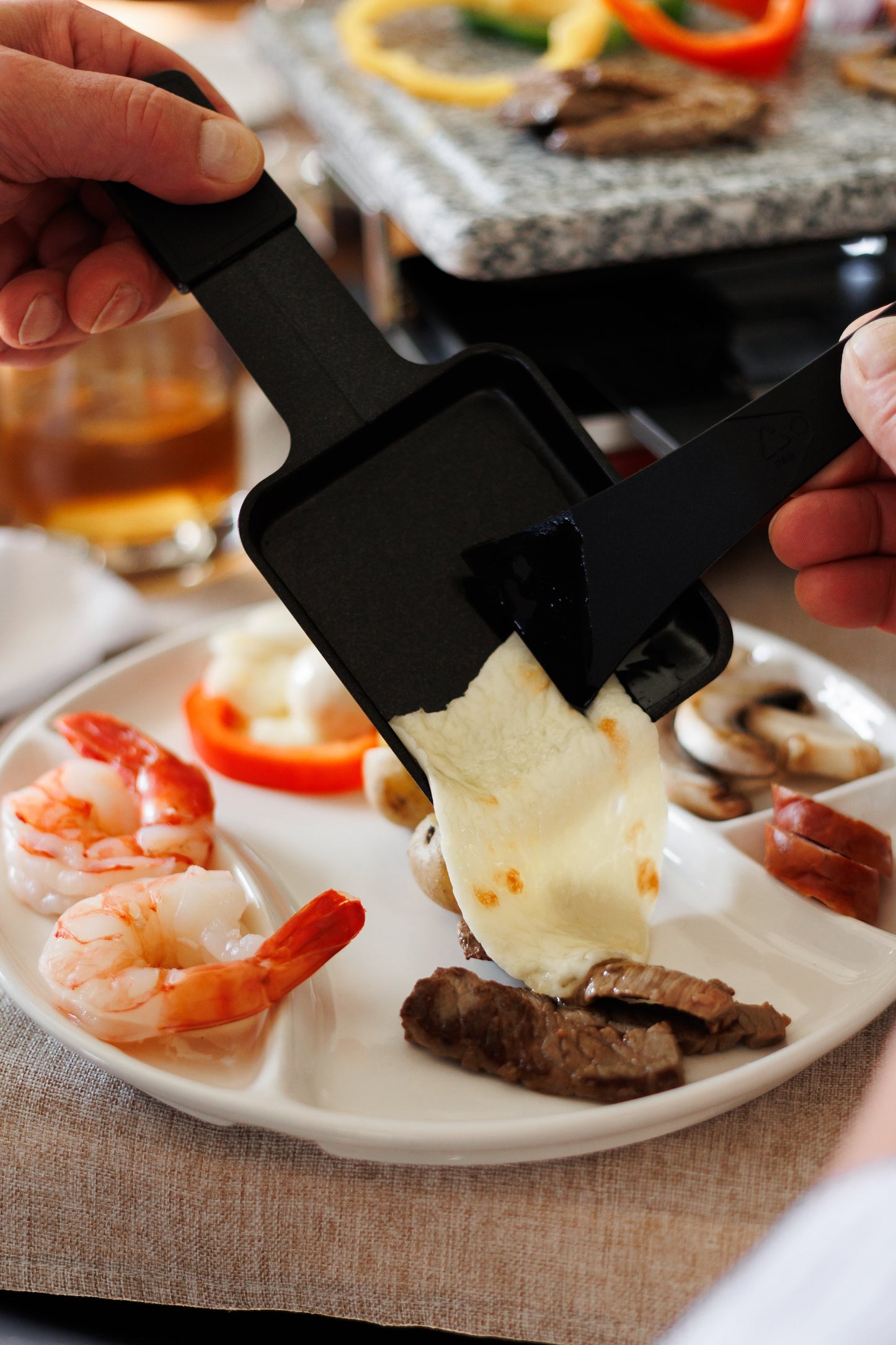 Round Fondue / Raclette Porcelain Plate – Set of 4