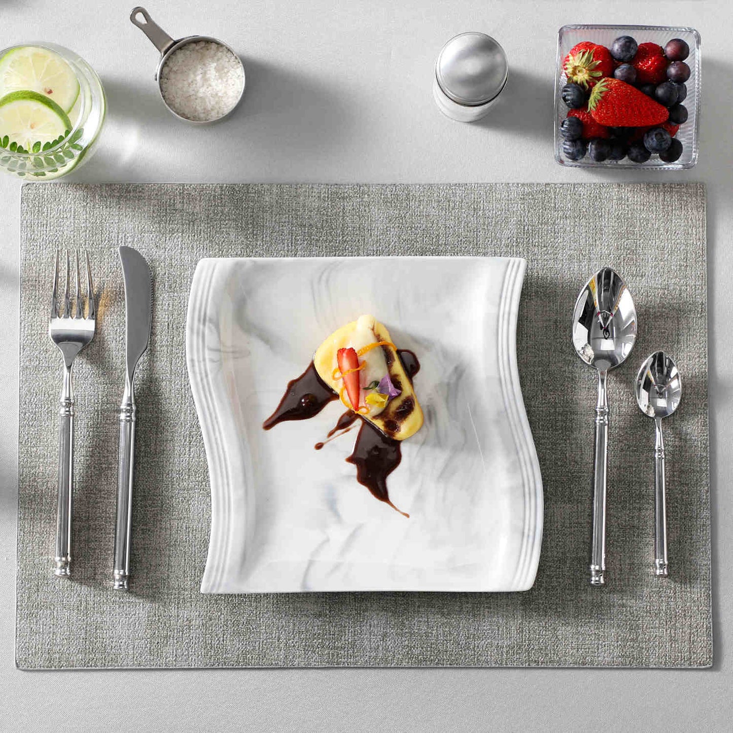 Flora Dessert Plates Set of 6