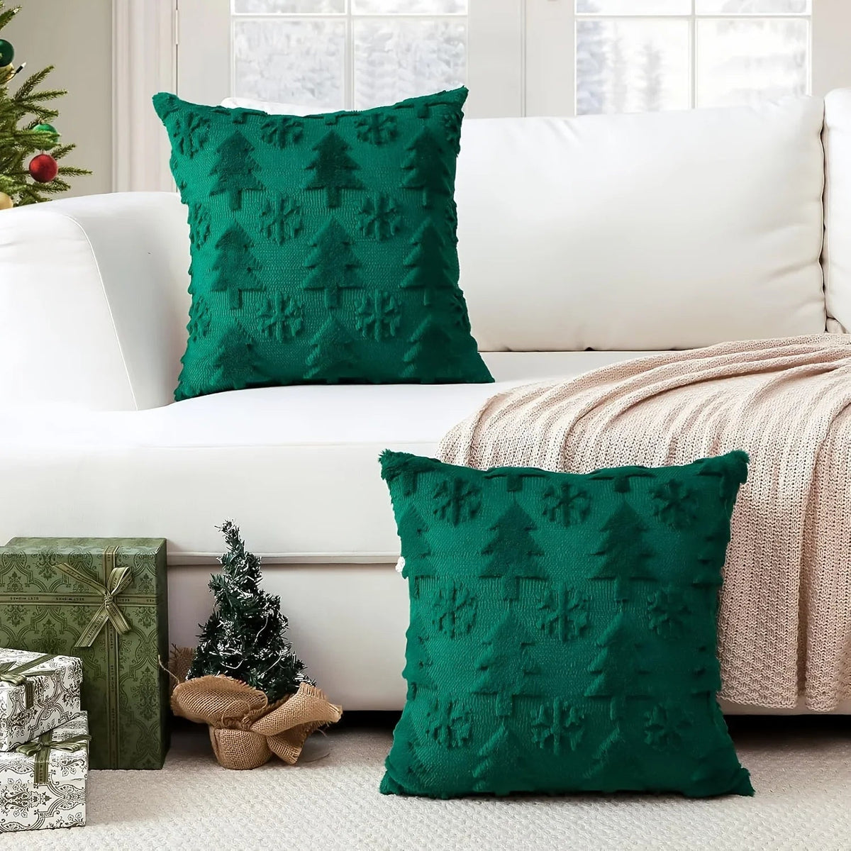 Faux Wool Christmas Tree Throw Pillow Covers, 45.72x45.72 cm, Snowflake Design