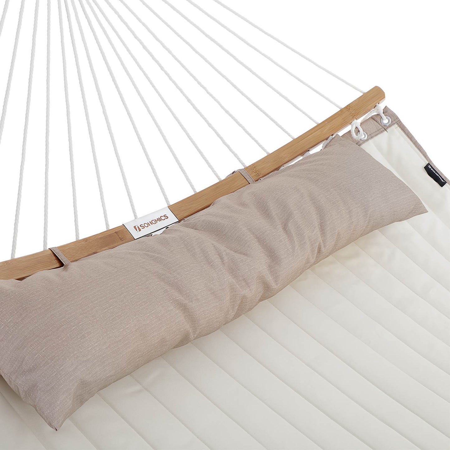 Quilted Hammock with Curved Bamboo Spreaders