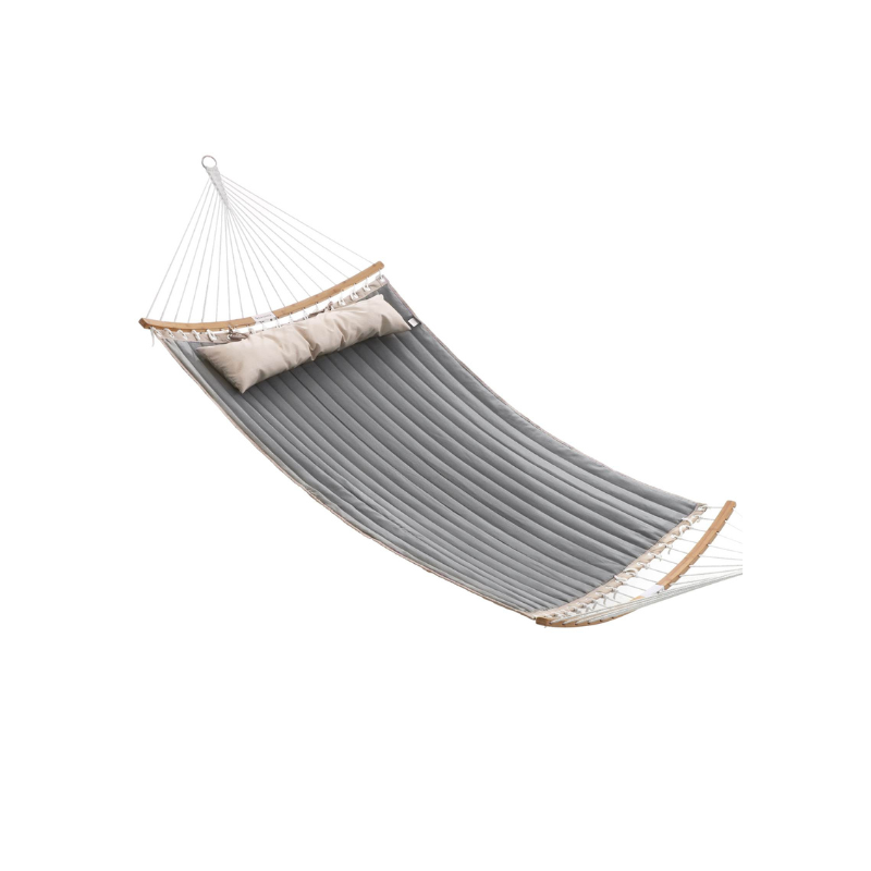 Quilted Hammock with Curved Bamboo Spreaders