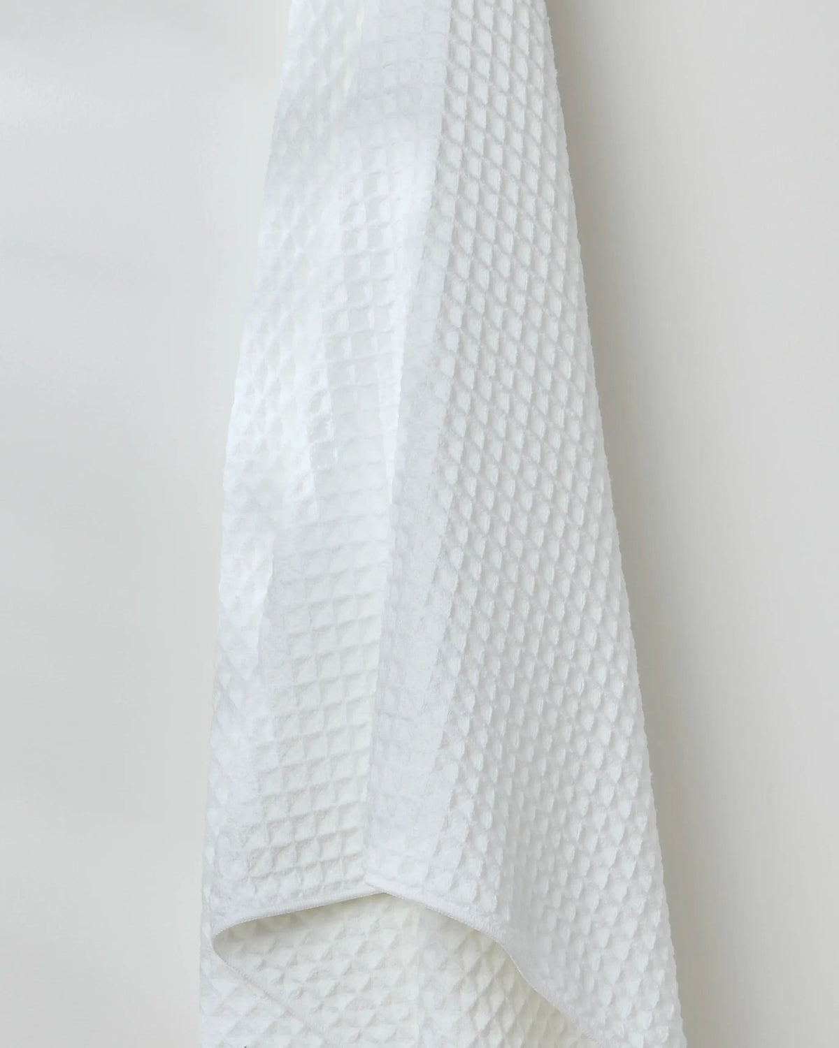 Cloud Waffle Geometry Bath Towel & Washcloth