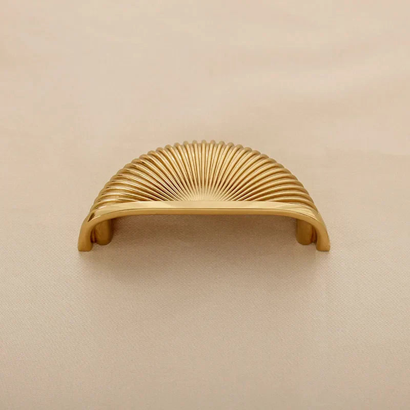 Brass Shell Drawer Knobs – Nordic Antique Round Cabinet Handles for TV Stands and Wine Cases
