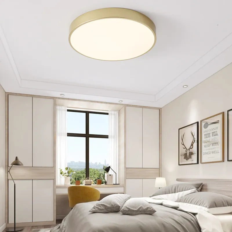 Modern Round Gold LED Ceiling Light - Ultra-Thin 5cm Surface Mount with Remote Control