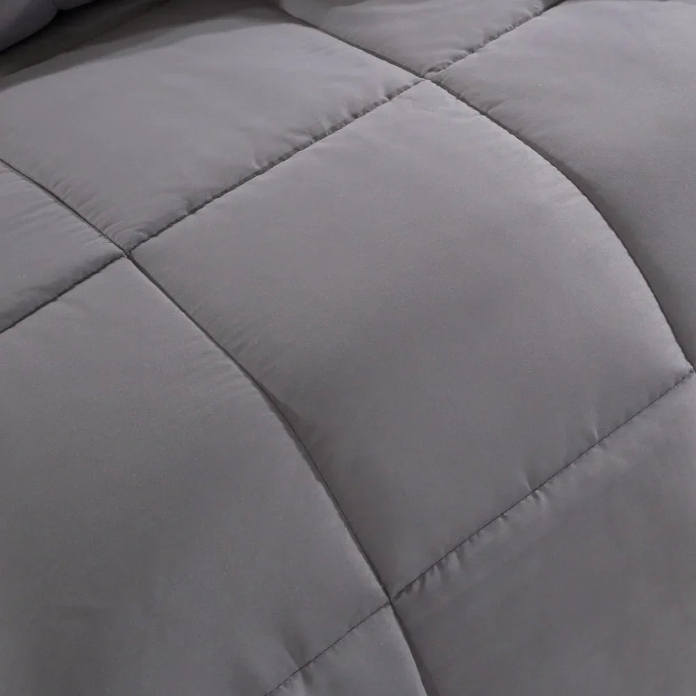 Everyday Cloud Down-Alternative Comforter