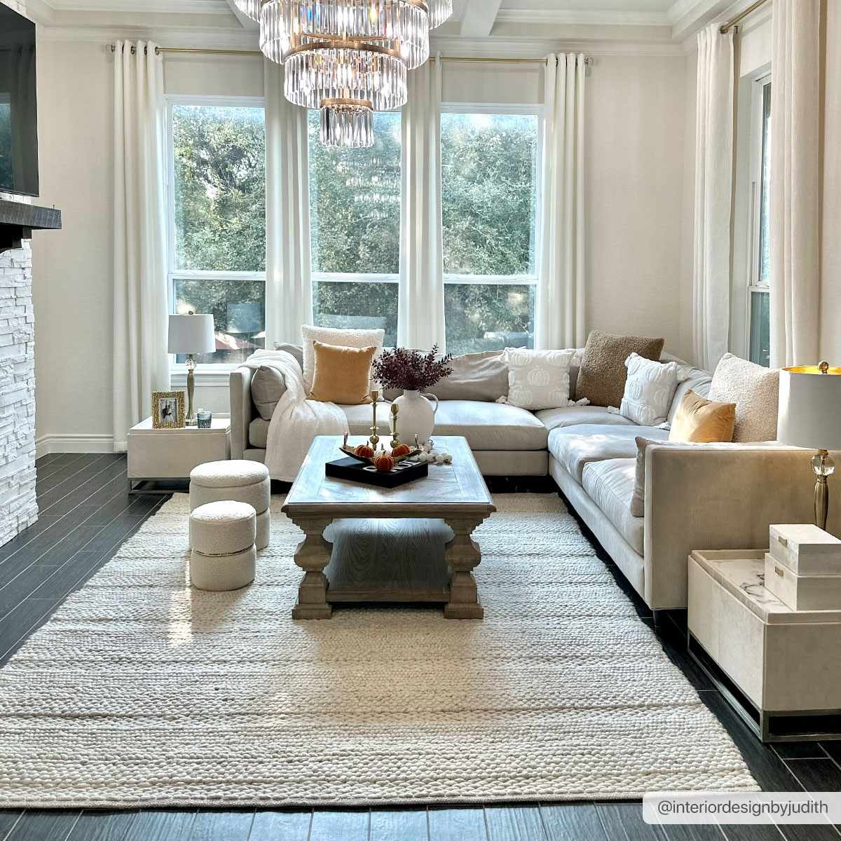 The Hanlontown Wool Rug