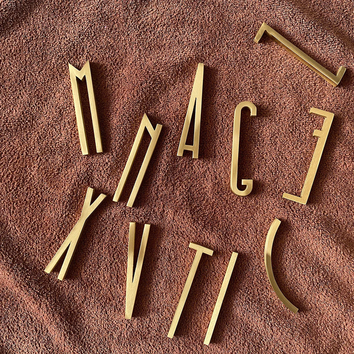 5mm Brass Letters – DIY Wall Decorative Name Signs for Business, Shops, and Doors