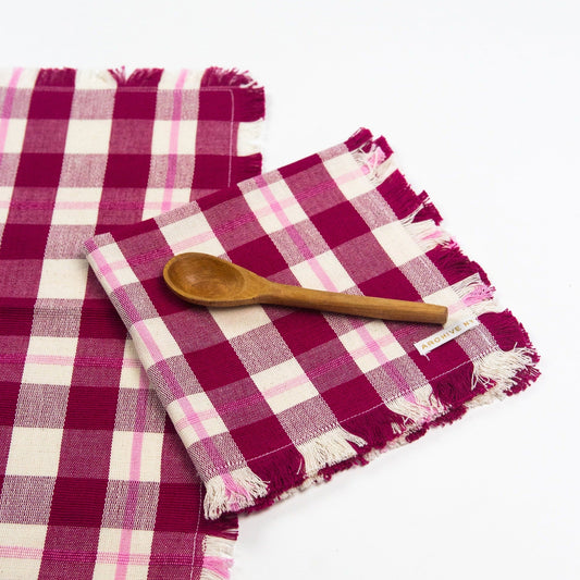 Abigail Plaid Party Napkin