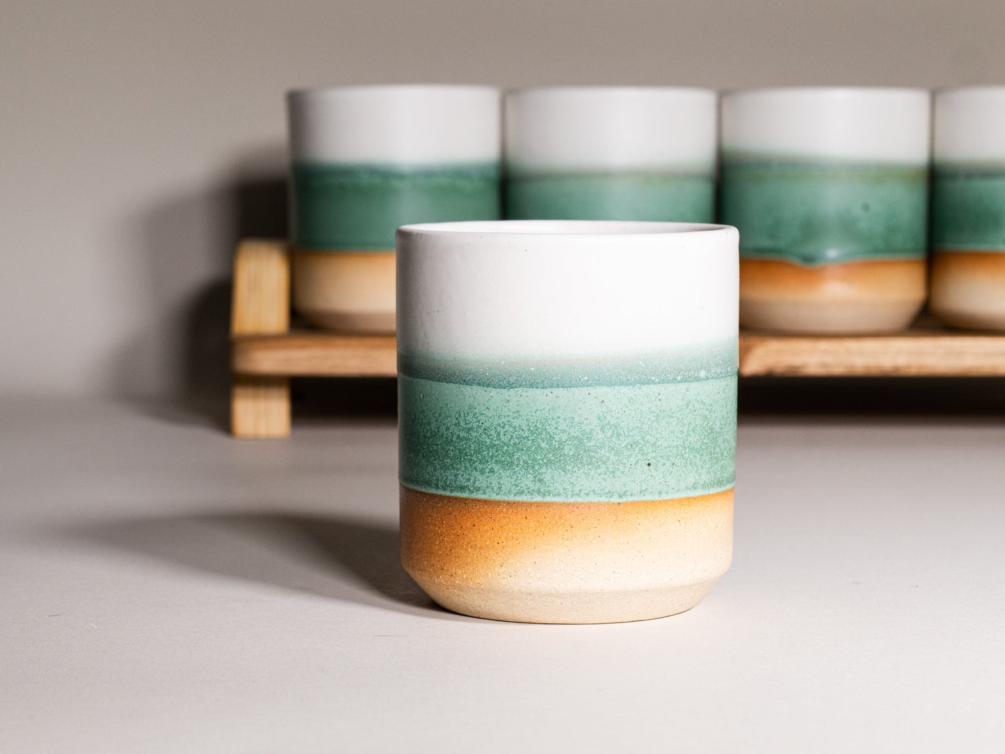 Smoothie Cup Green White 14 oz Stoneware