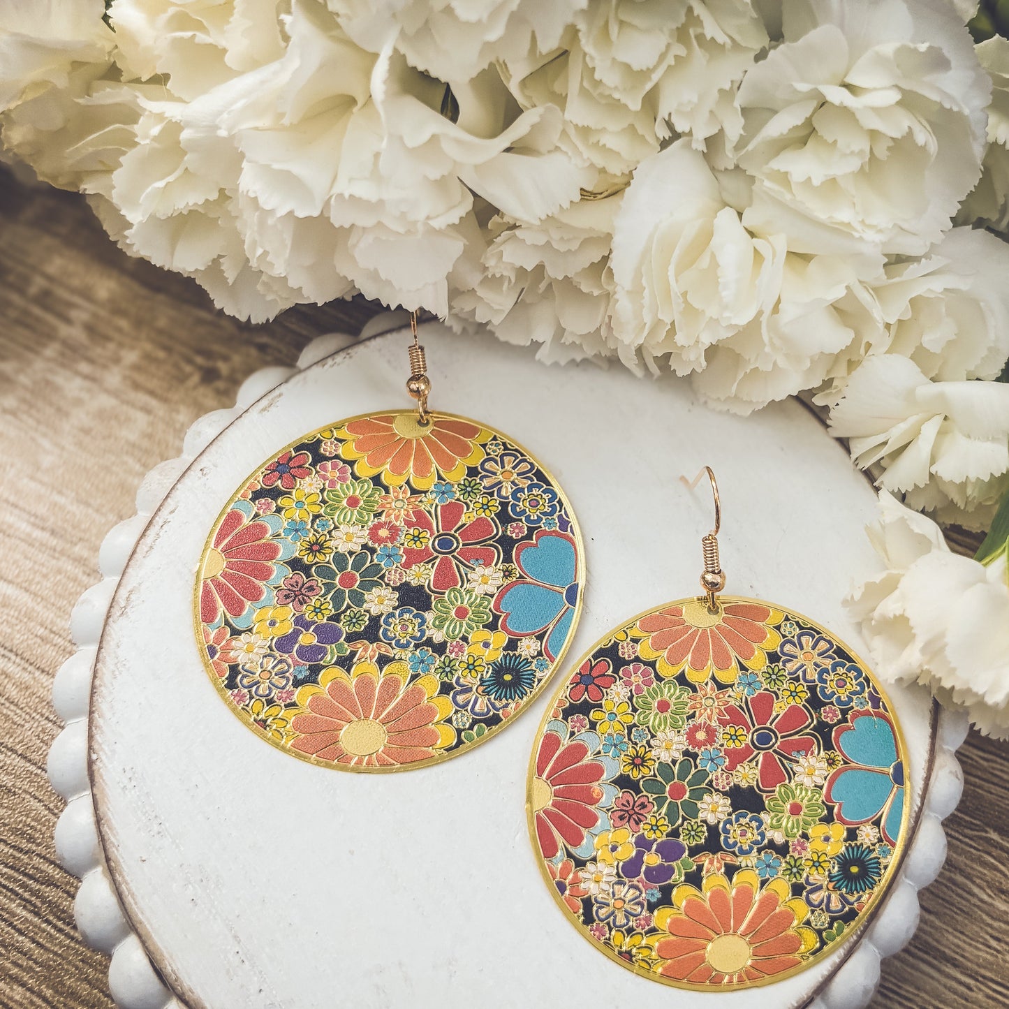 Fun Retro Flower Circle Earrings