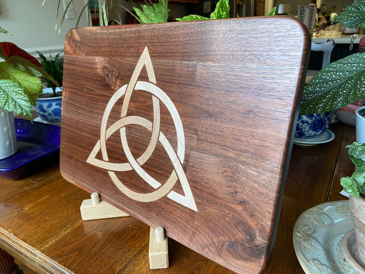 Walnut Charcuterie Board - Celtic Knot (triquetra) Maple Inlay.