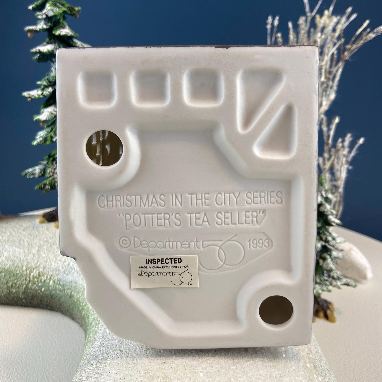 Illuminated Christmas Village Tea Seller House by Dept 56. Christmas in the City. Magical Holiday Home Retail Decor. Gift for Tea Lover.