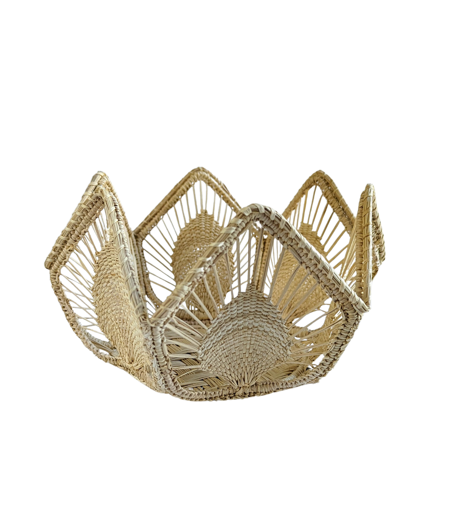 Petals Medium Handwoven Iraca Basket