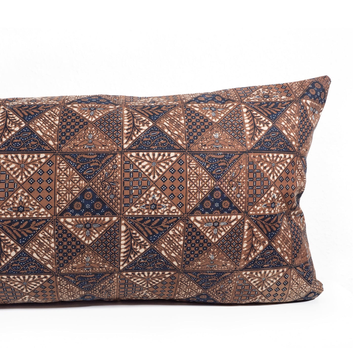 Kirana Lumbar Pillow