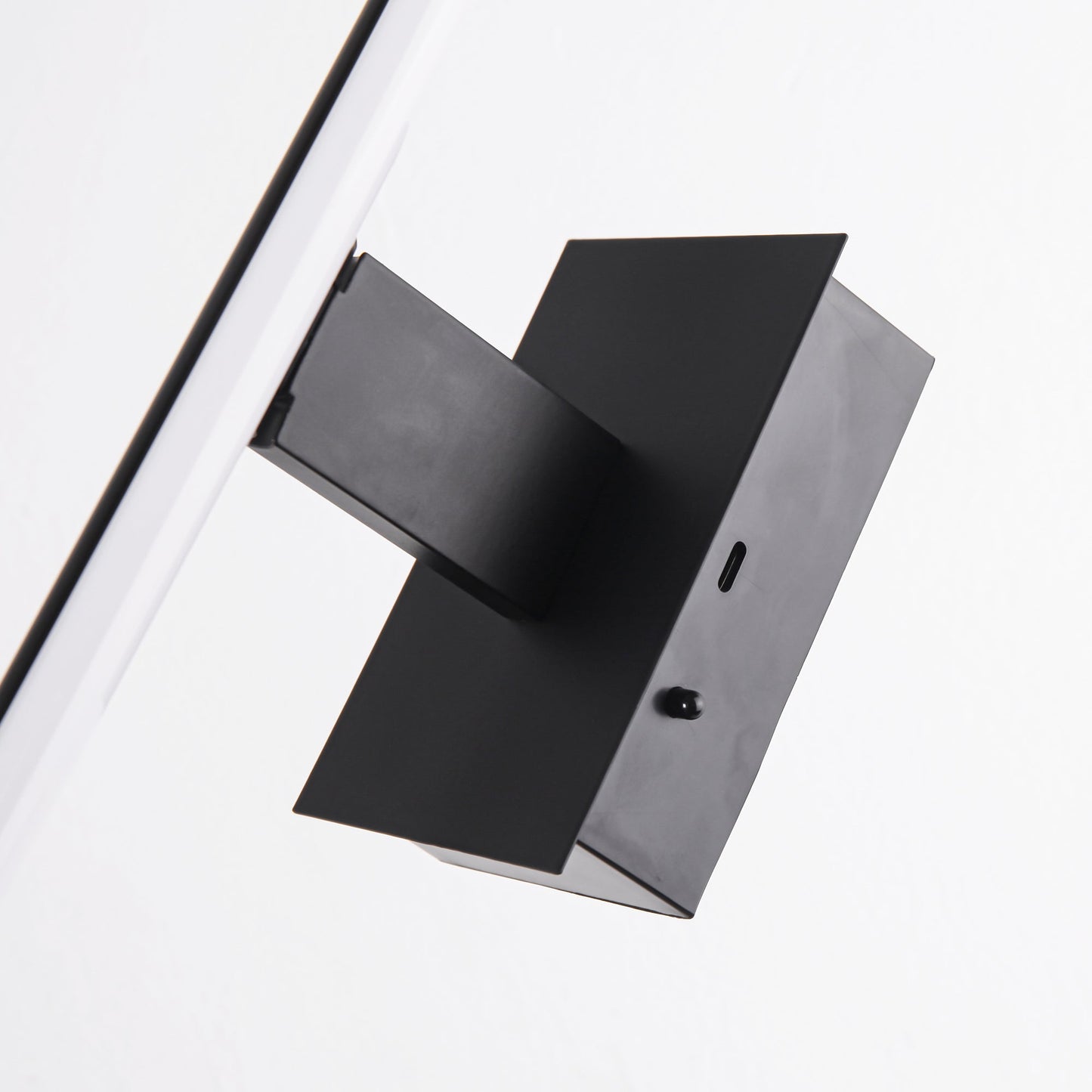 Battery-powered LED Mirror Vanity Light with Remote Control