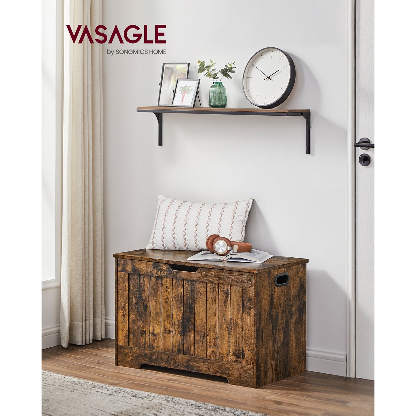 Storage Chest with 2 Safety Hinges