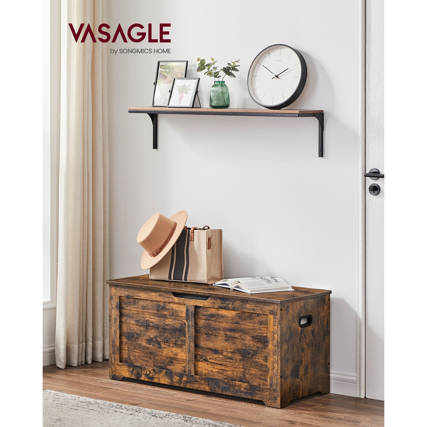 Storage Chest with 2 Safety Hinges