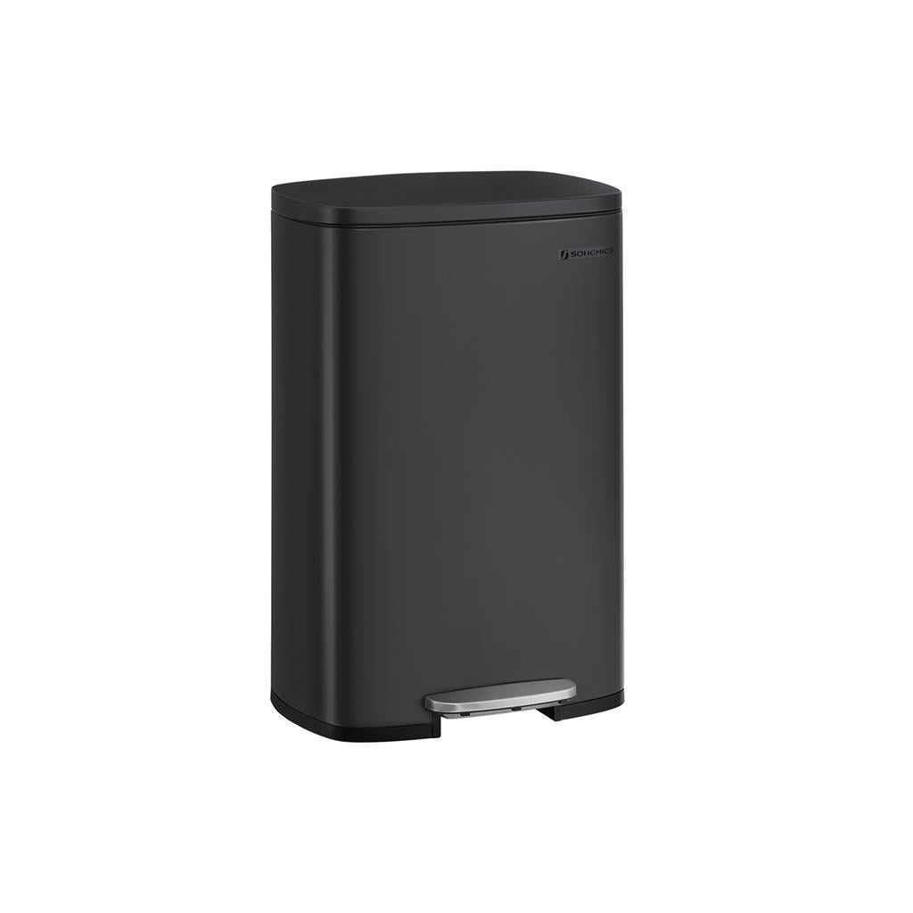 13 Gallon (50 L) Trash Can