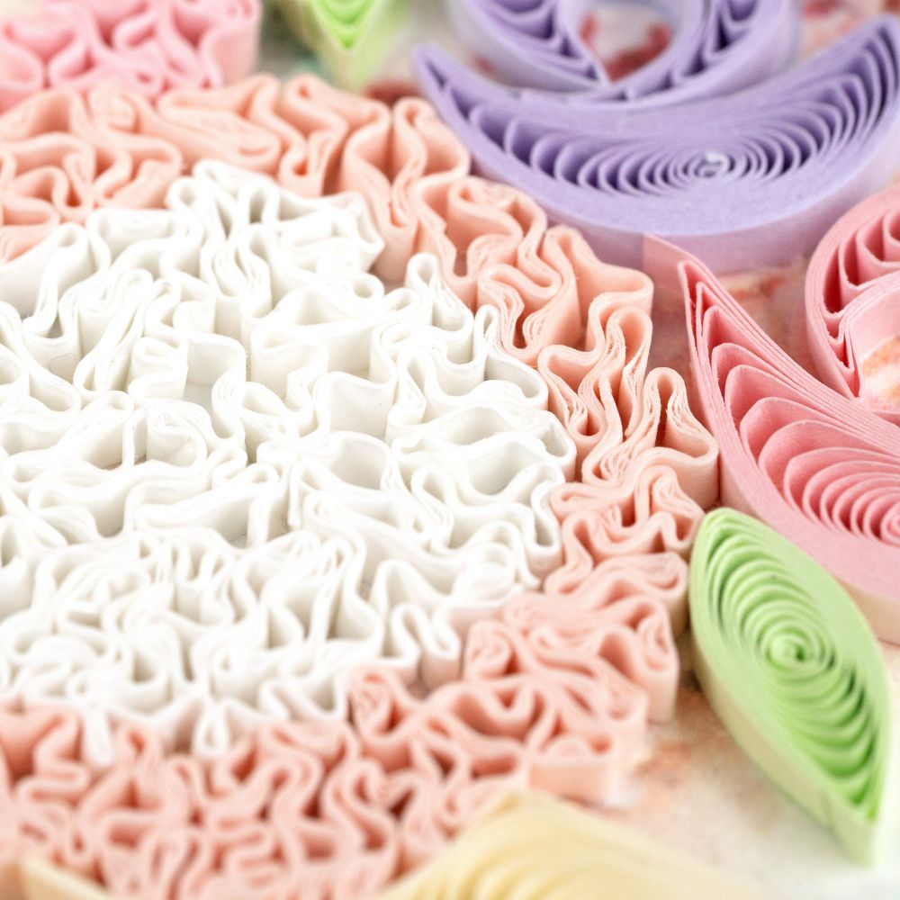 Floral Wedding Cake Quilled Greeting Card