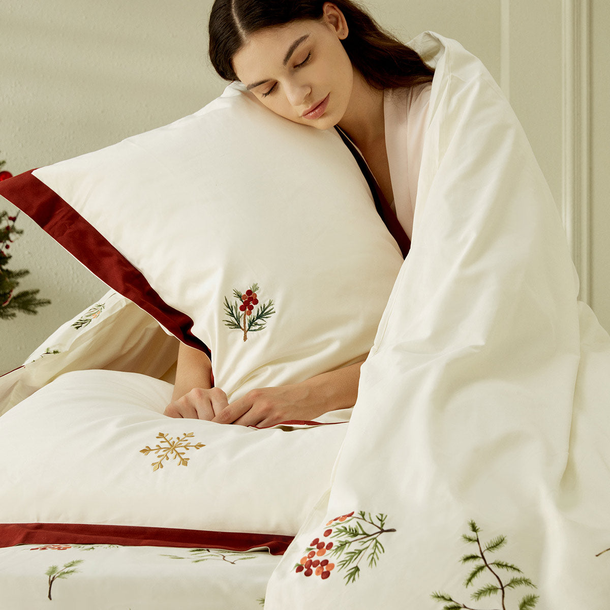 Luxury Christmas Floral Embroidery Cotton Duvet Cover Set