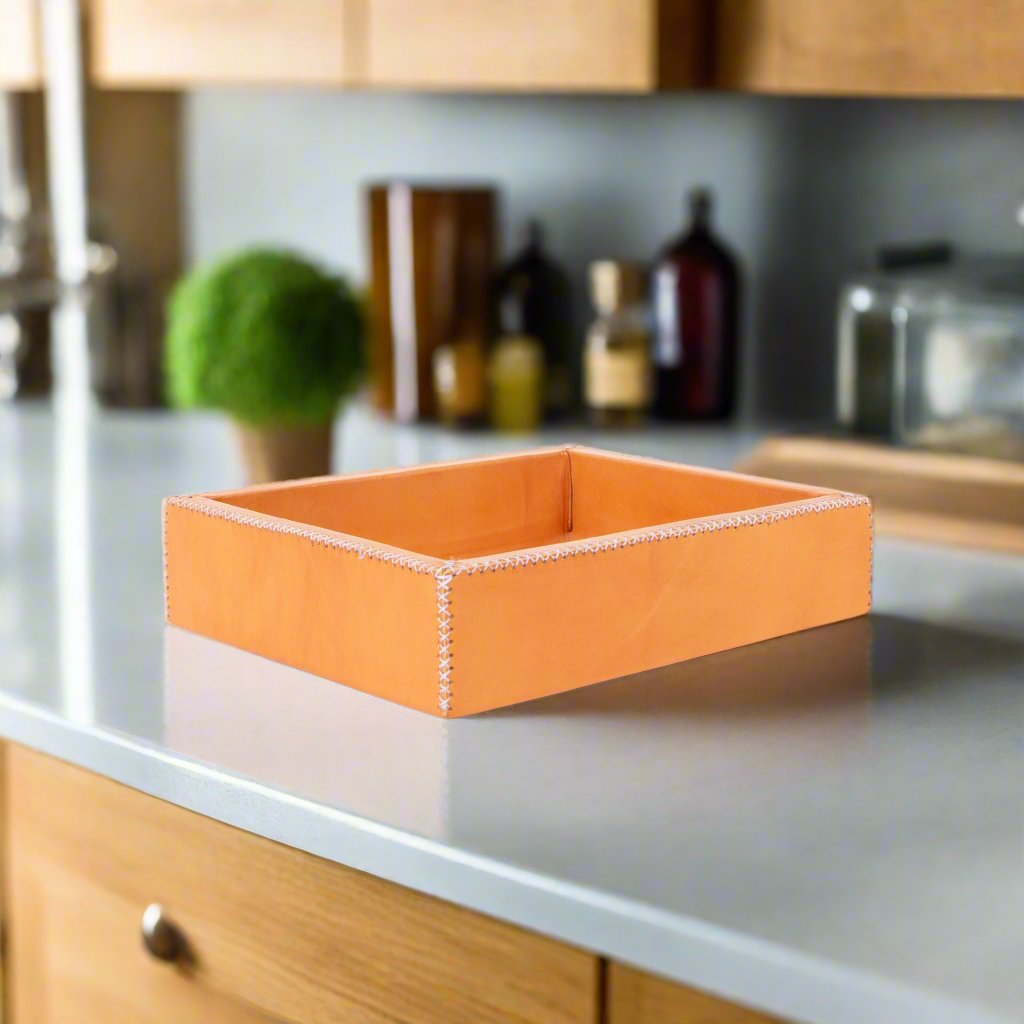 Monedas | Cedar Wood + Leather Valet Tray