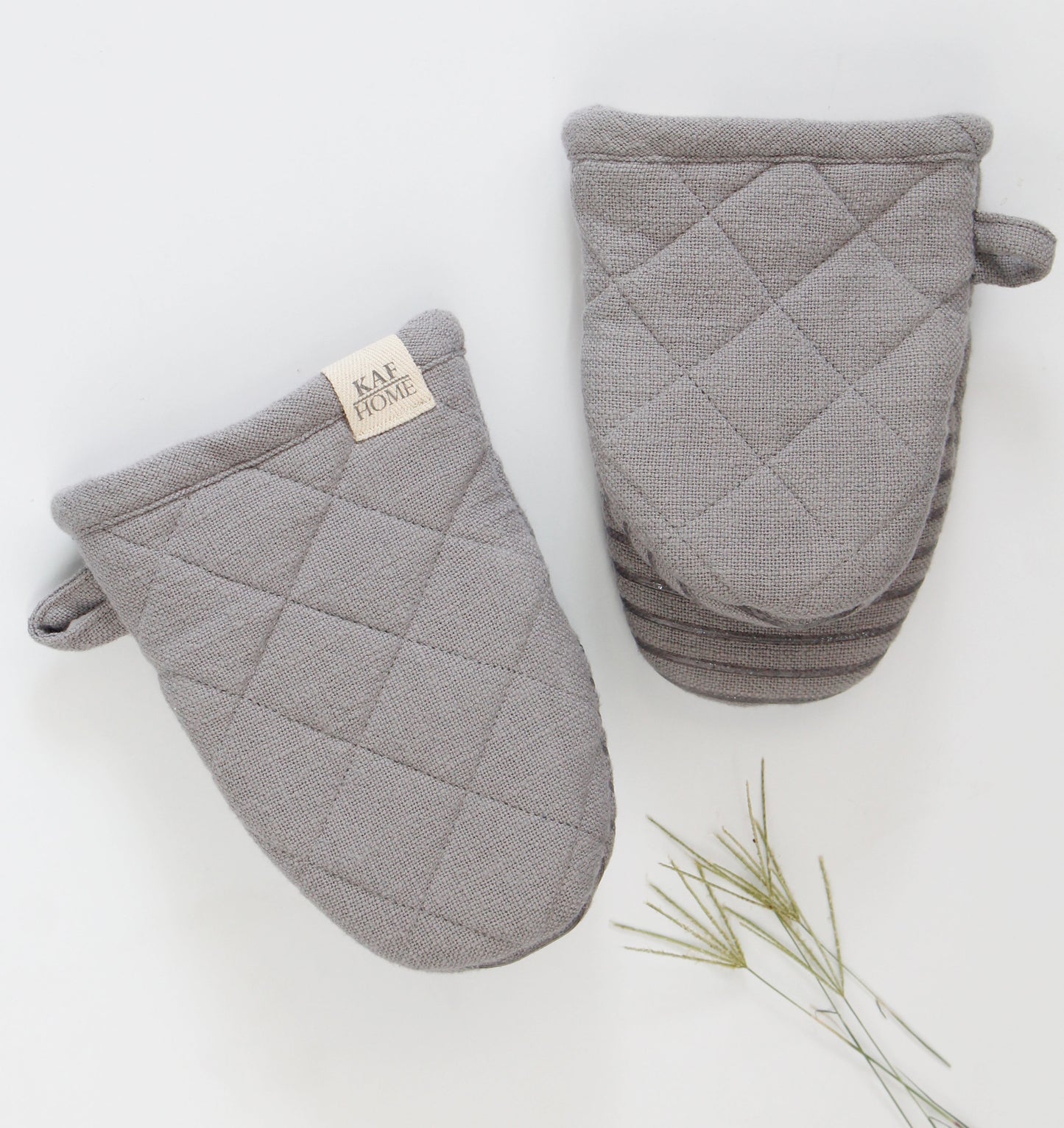 KAF Home Monaco Printed Silicone Mini Mitt