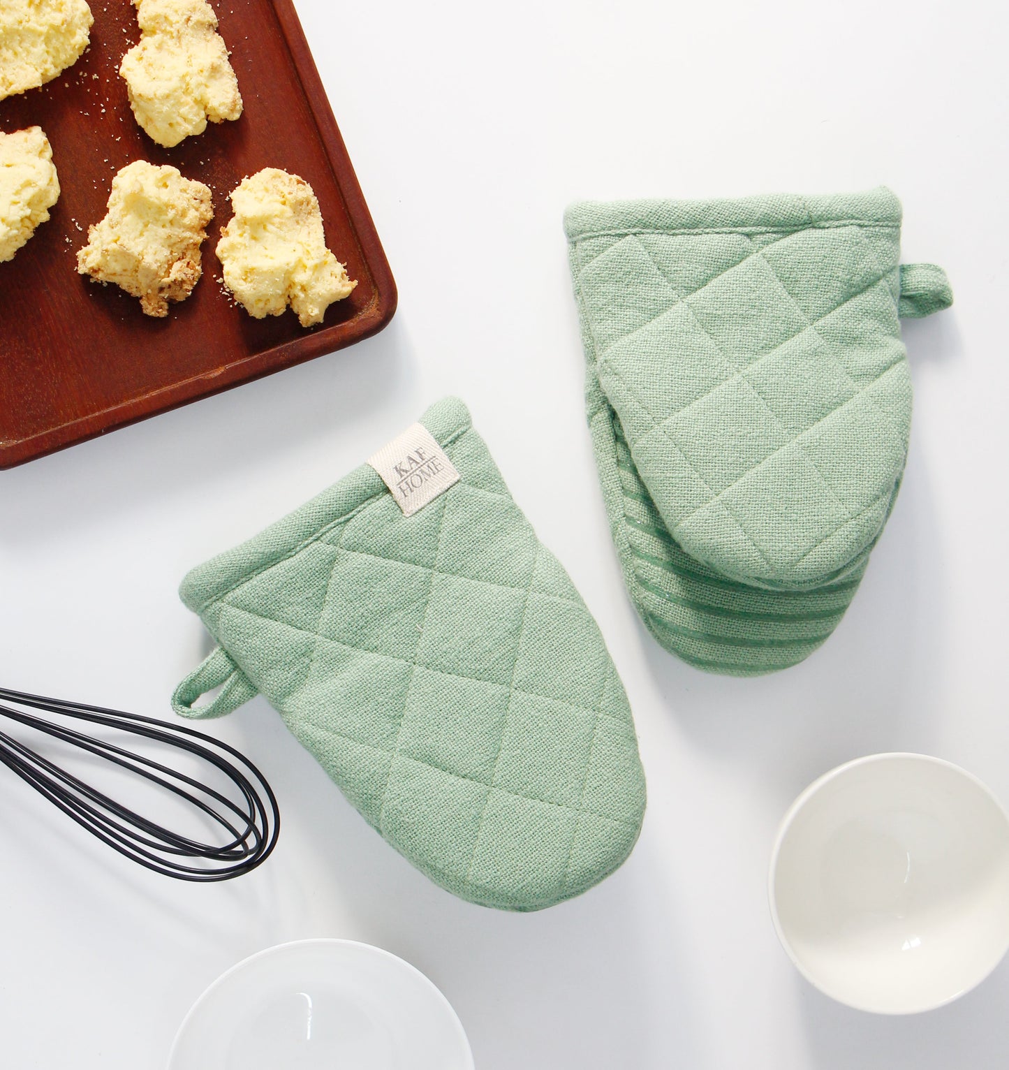 KAF Home Monaco Printed Silicone Mini Mitt
