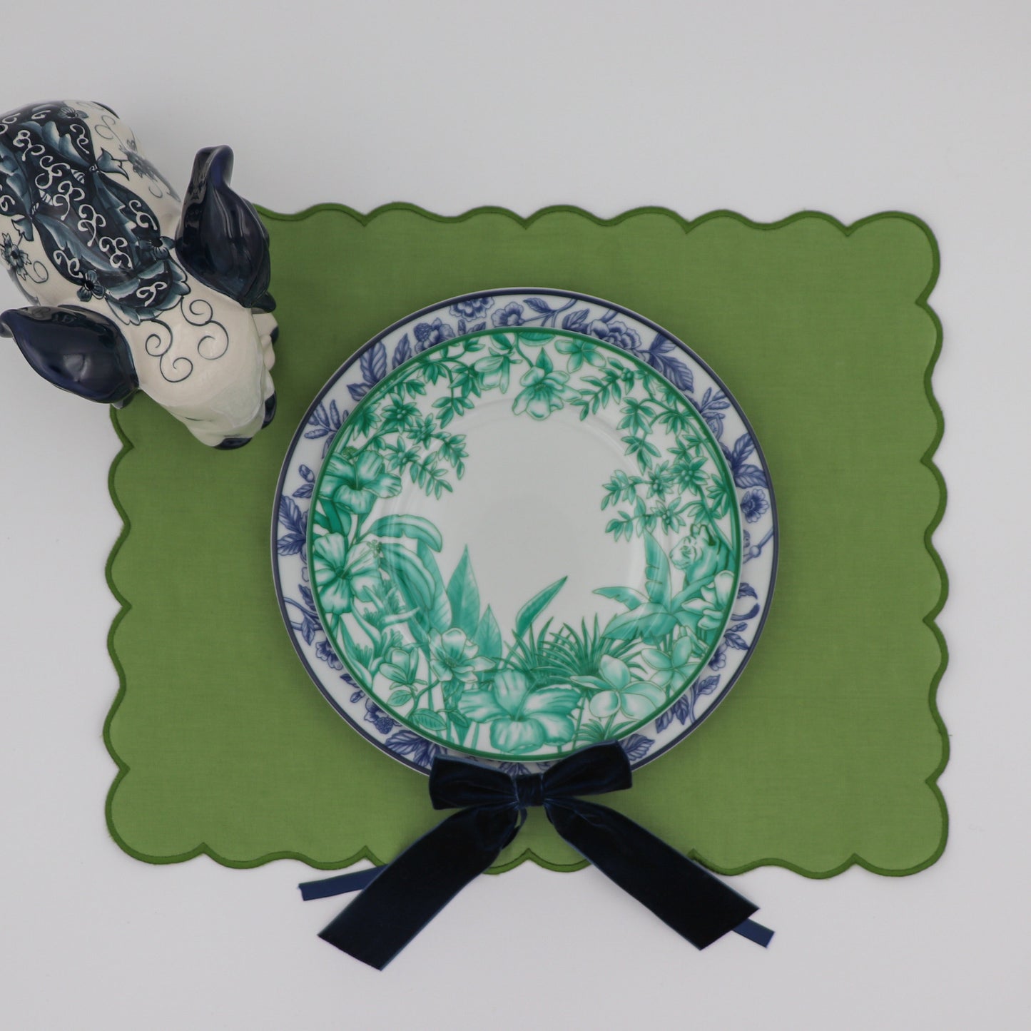 Monsoon Verdant Dinner Plate - Case of 12 Plates (+3 Bonus Plates)