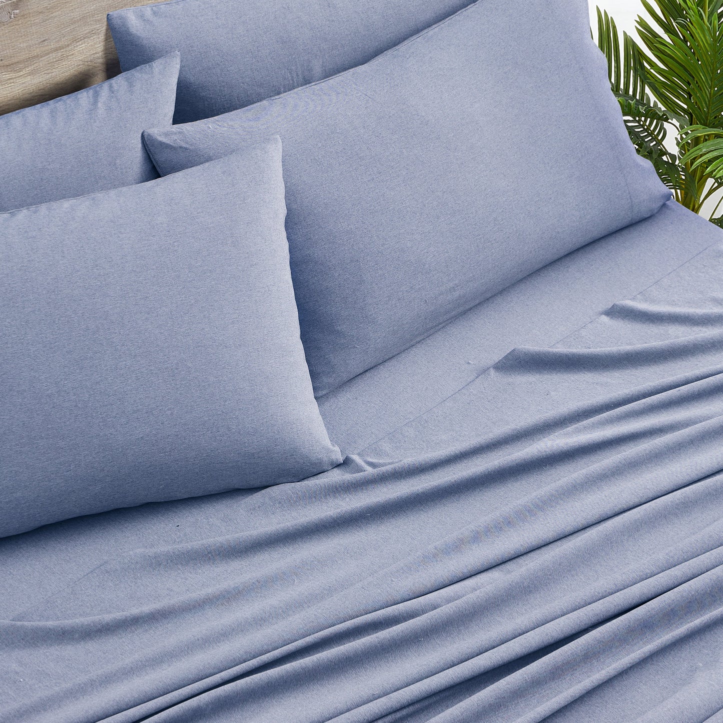 Bamboo 2000 Thread Count 6-Piece Chambray Sheet Set with SnugGrip