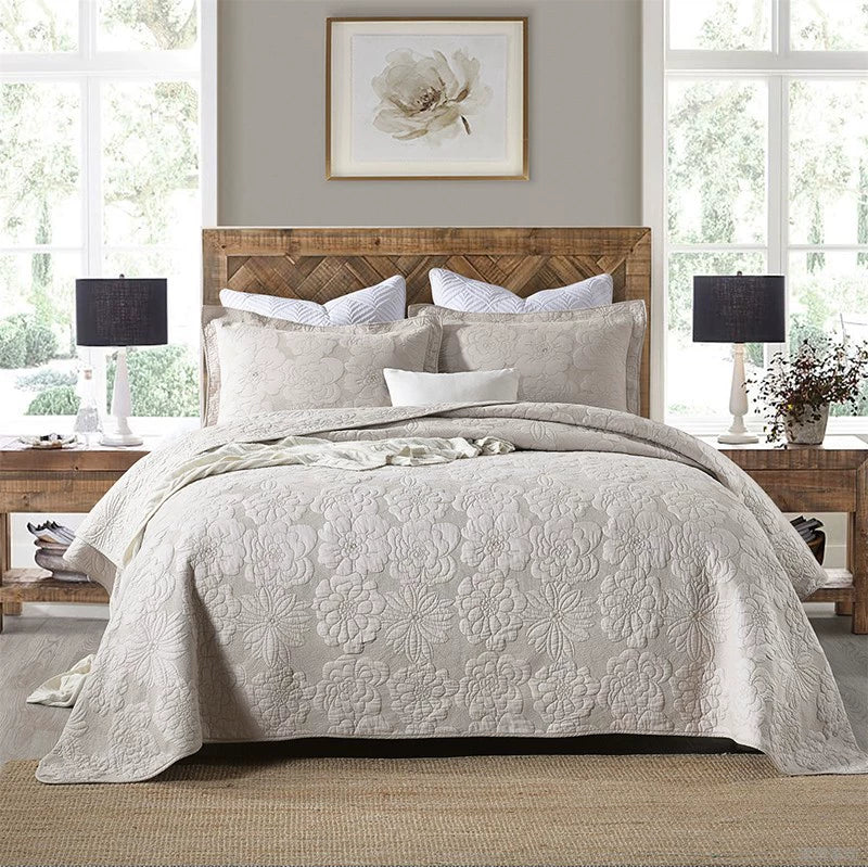 Havana Palm Leaf Embroidered Bedspread