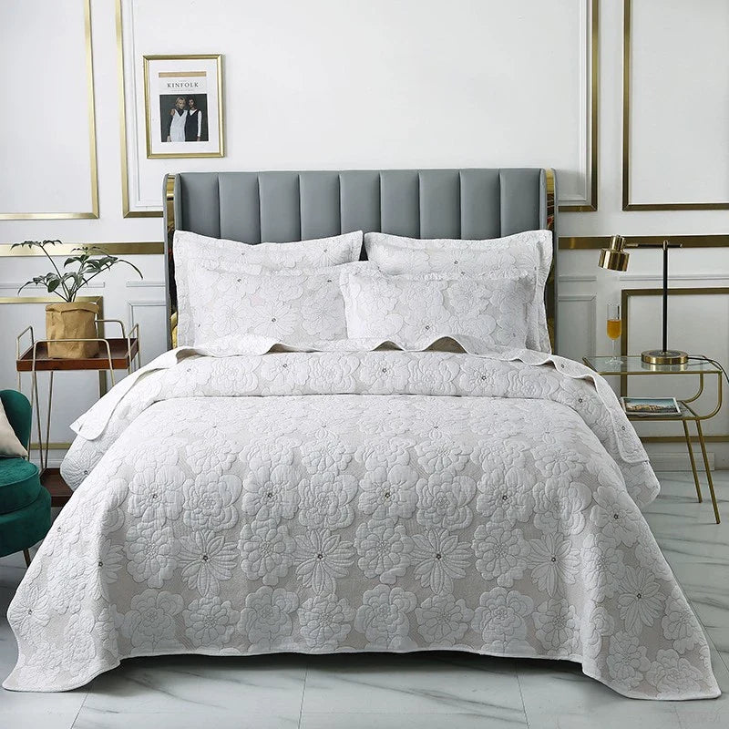 Havana Palm Leaf Embroidered Bedspread