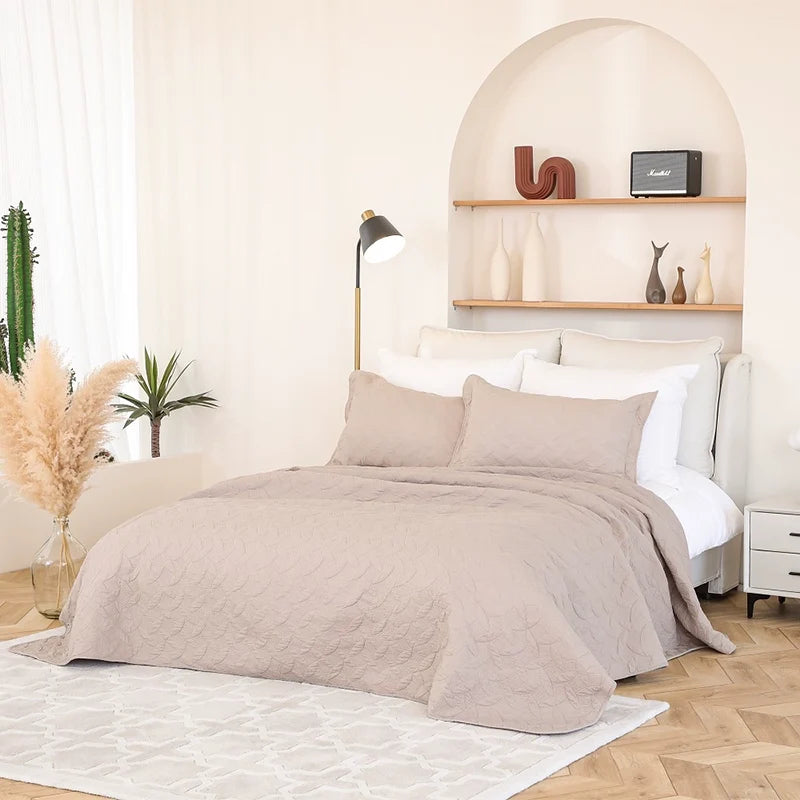 Havana Palm Leaf Embroidered Bedspread