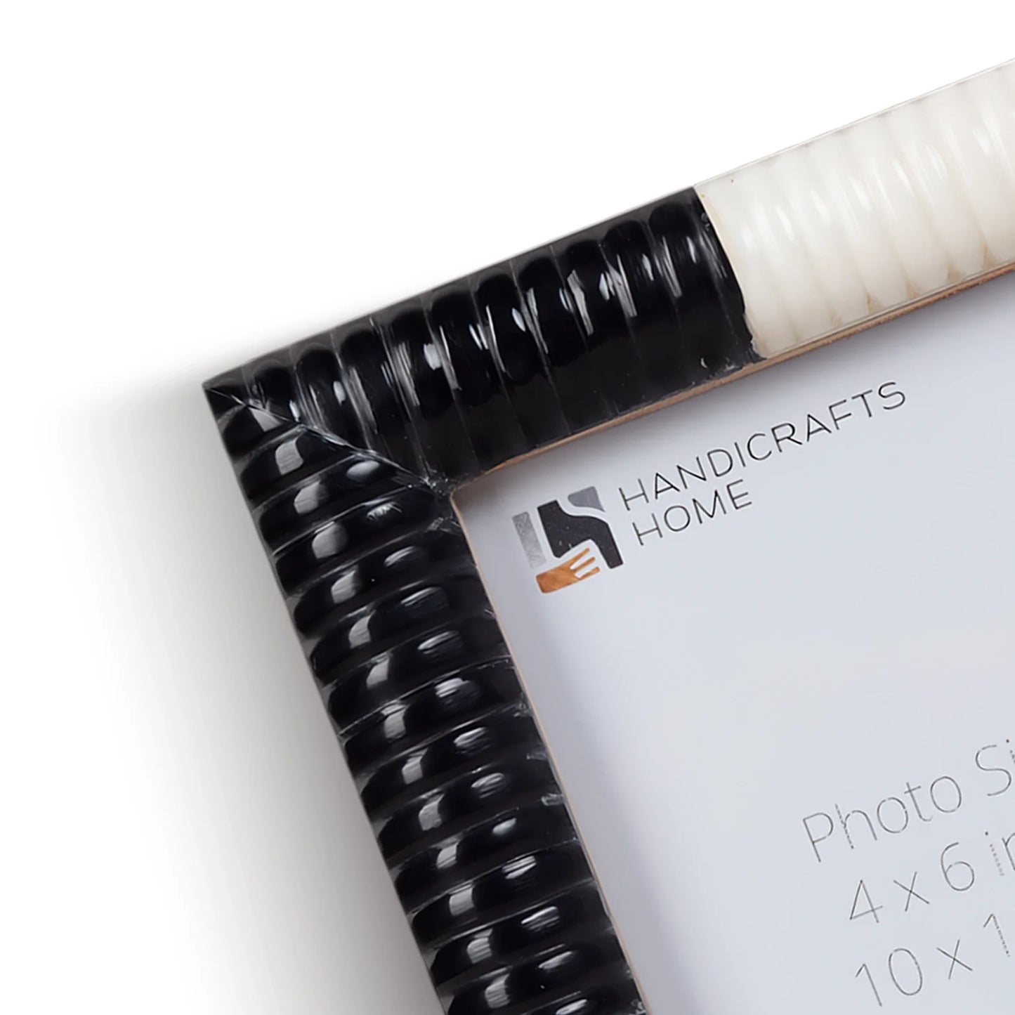 Picture Frame Ridged Collection Resin Inlay Black & White – 4x6 & 5x7"