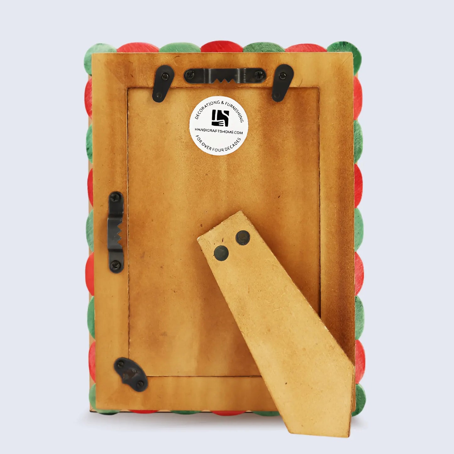 Picture Frames Scalloped Pattern Bone Inlay Collection in 4 sizes, Green & Red