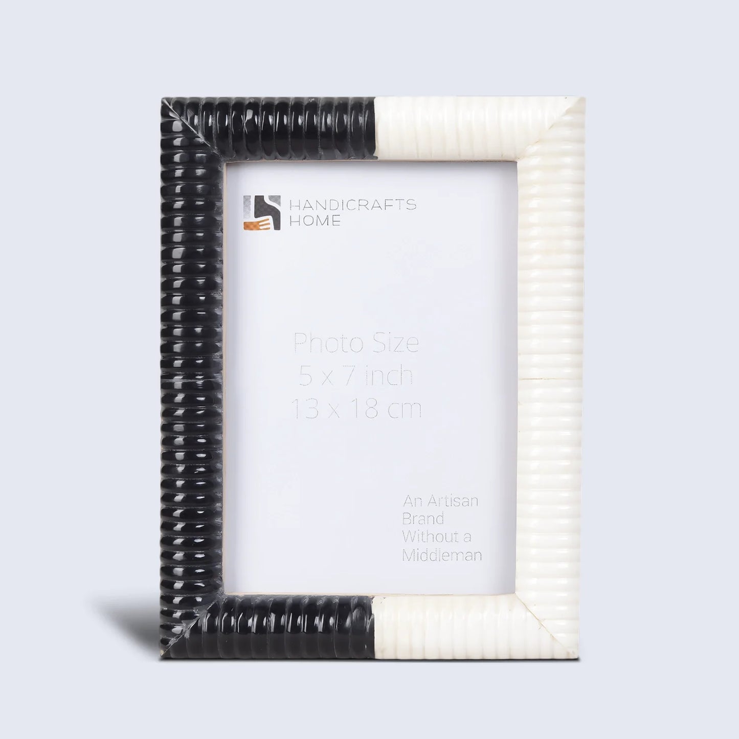 Picture Frame Ridged Collection Resin Inlay Black & White – 4x6 & 5x7"